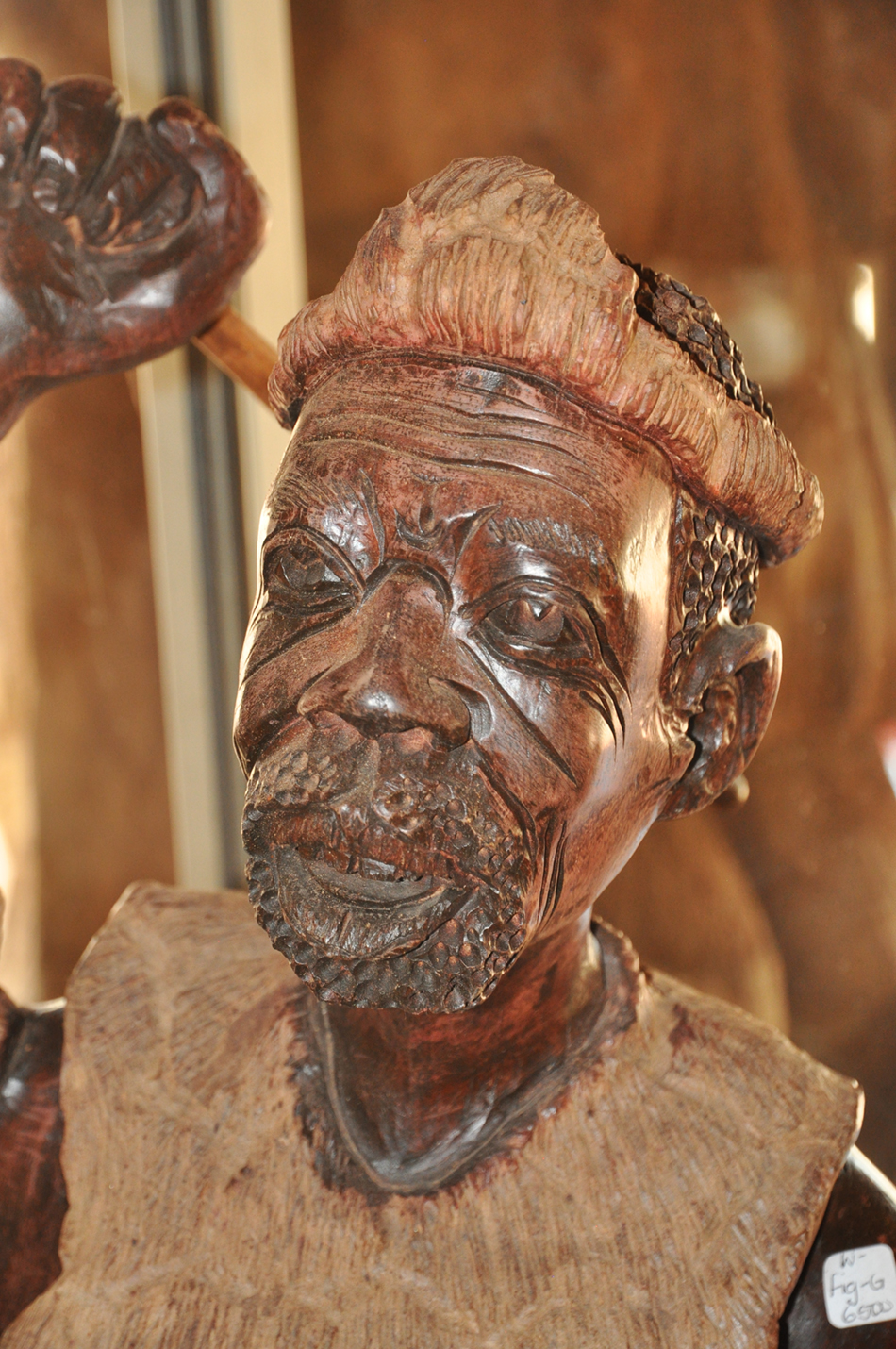Tikoloshe Afrika Galerie — Wurzelschnitzereien und Kunsthandwerk in Omaruru