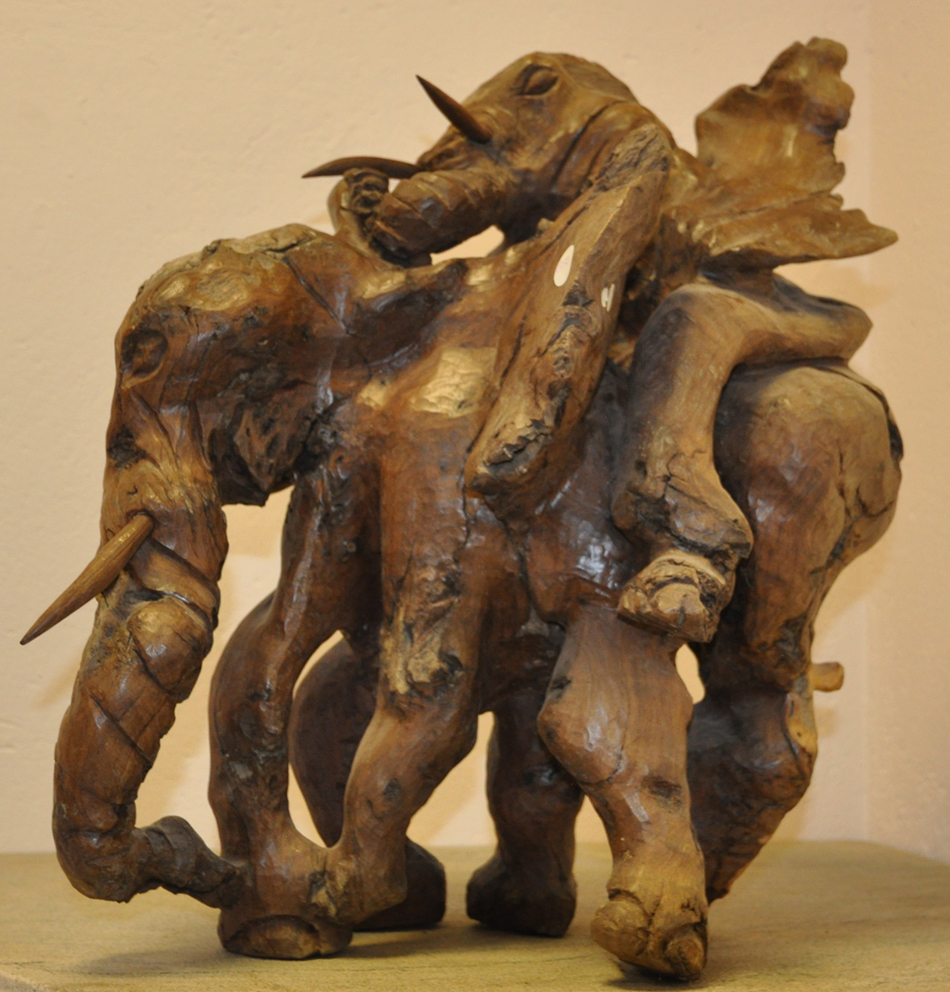 Tikoloshe Afrika Galerie — Wurzelschnitzereien und Kunsthandwerk in Omaruru