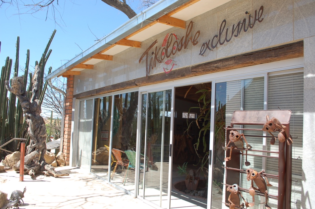 Tikoloshe Afrika Galerie — Wurzelschnitzereien und Kunsthandwerk in Omaruru
